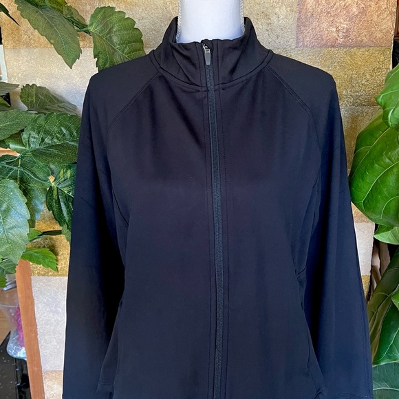 NEW Jockey Women’s Tulip Hem Yoga Black Salt Zip-Up Mock Neck Jacket, Size XL - Picture 6 of 16